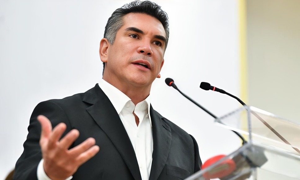 Alito Moreno se lanza contra Morena por aranceles de Trump