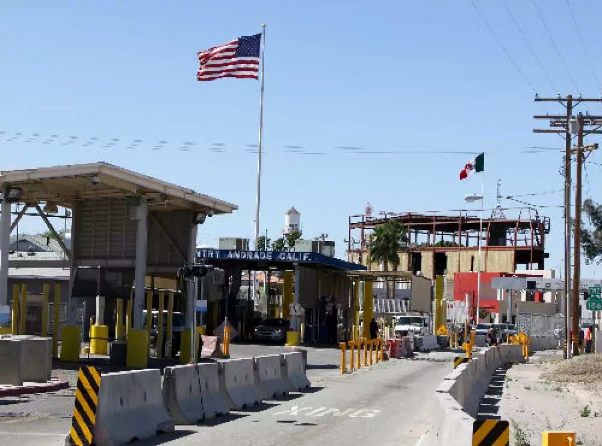 Cheques, promesa de Trump que financiará con aranceles