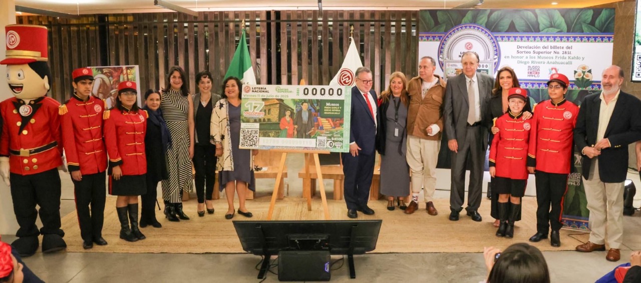 Frida Kahlo y Diego protagonizan billete de Lotería Nacional