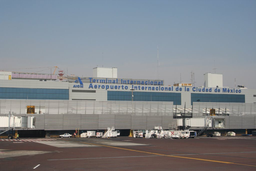 IATA vuelos AICM