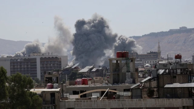 Israel bombardea Siria