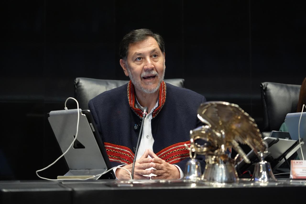 Noroña defiende presidencia del Senado