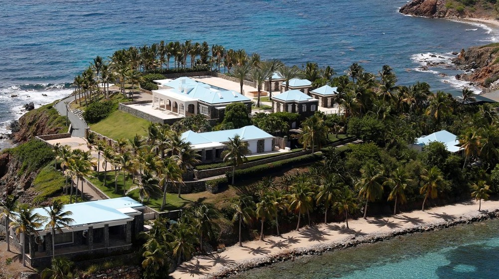 Trump afirma que no tuvo el privilegio de visitar la isla de Epstein