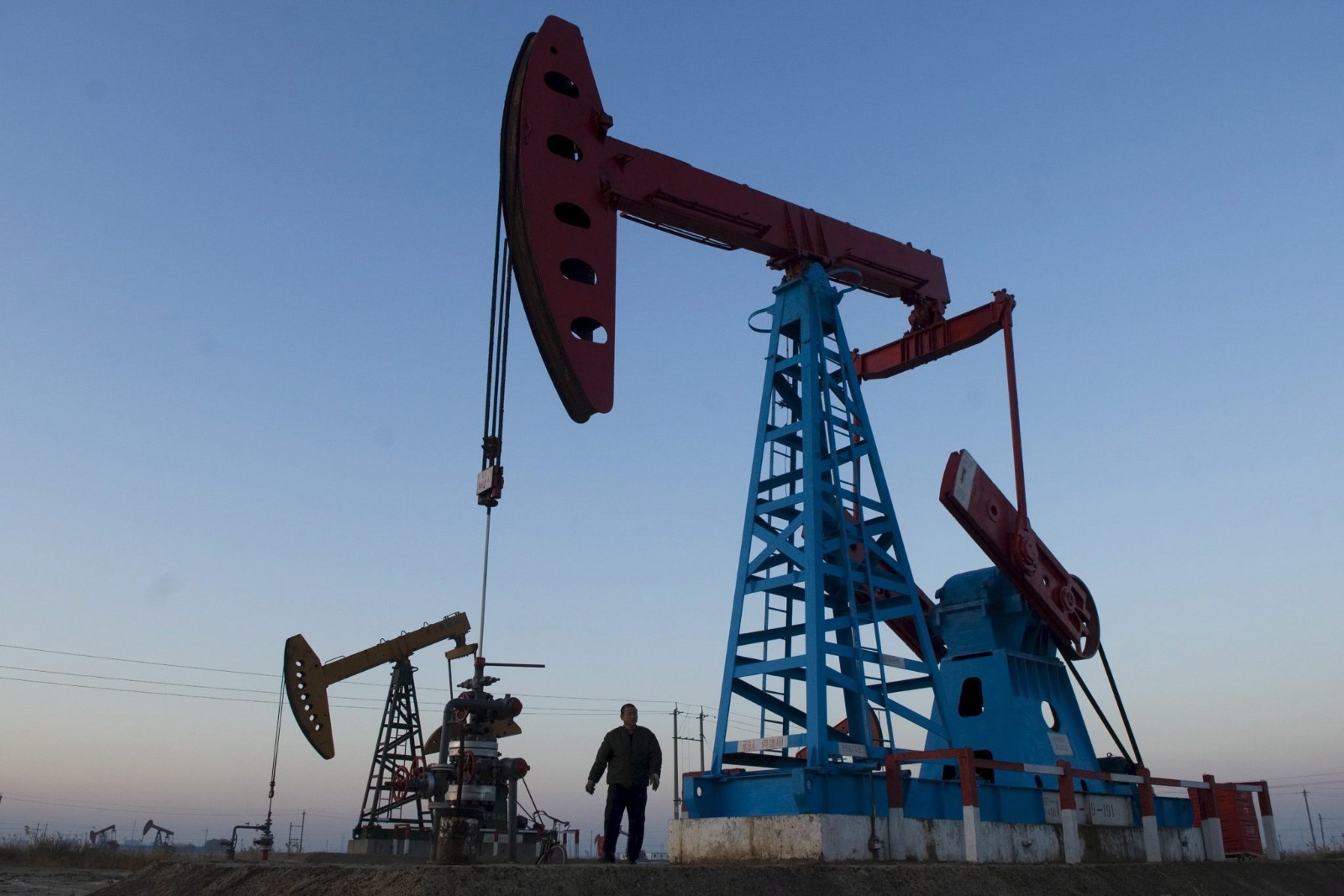 India no detendrá su importación de petróleo ruso pese a presiones de Trump