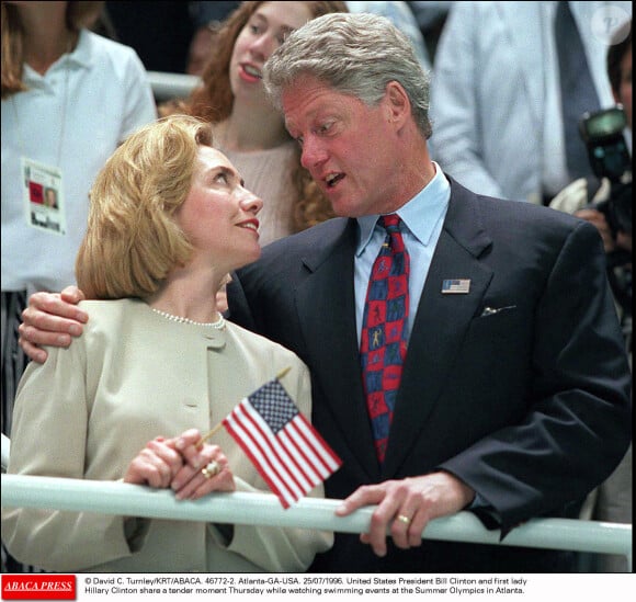 Congreso de EU cita a Bill y Hillary Clinton por caso Epstein