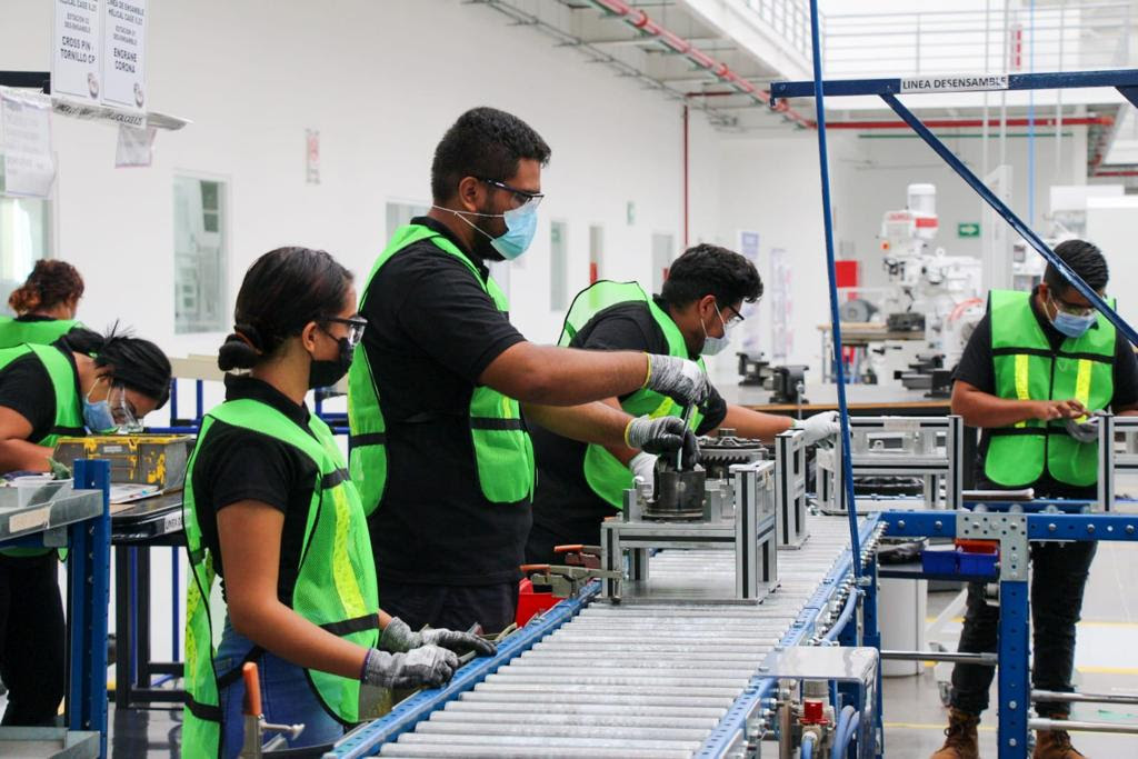 México crea más de 1.35 millones de empleos formales en 2025