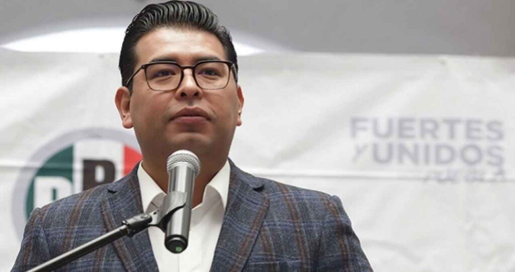 Néstor Camarillo PRI
