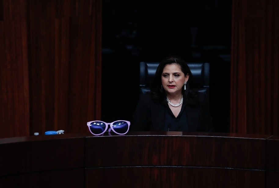 Reyes Rodríguez vs. Mónica Soto por acordeón en elección judicial