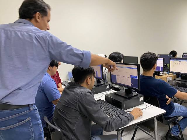 Trabajadores IFT 