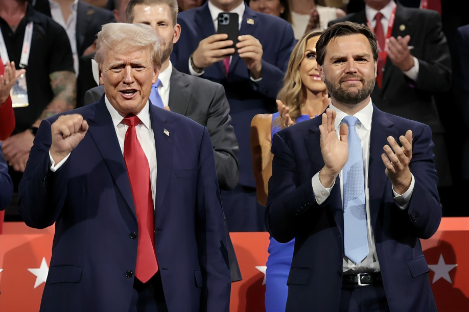 Trump asegura que Vance podría ser buen candidato republicano