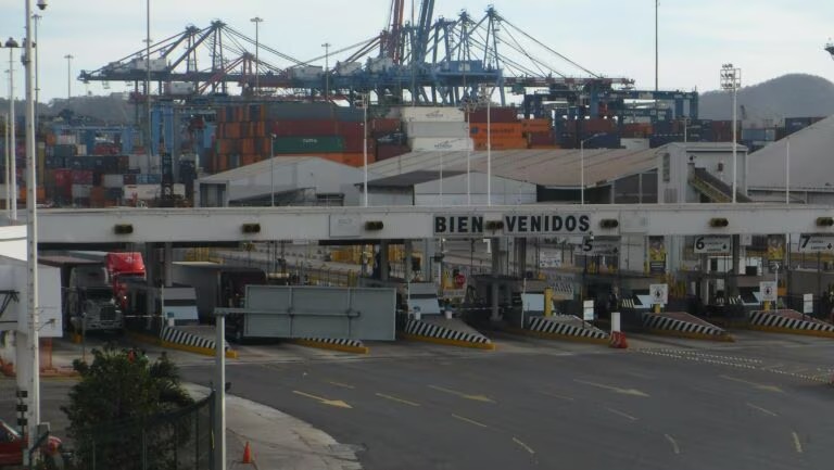 Aduana de Manzanillo