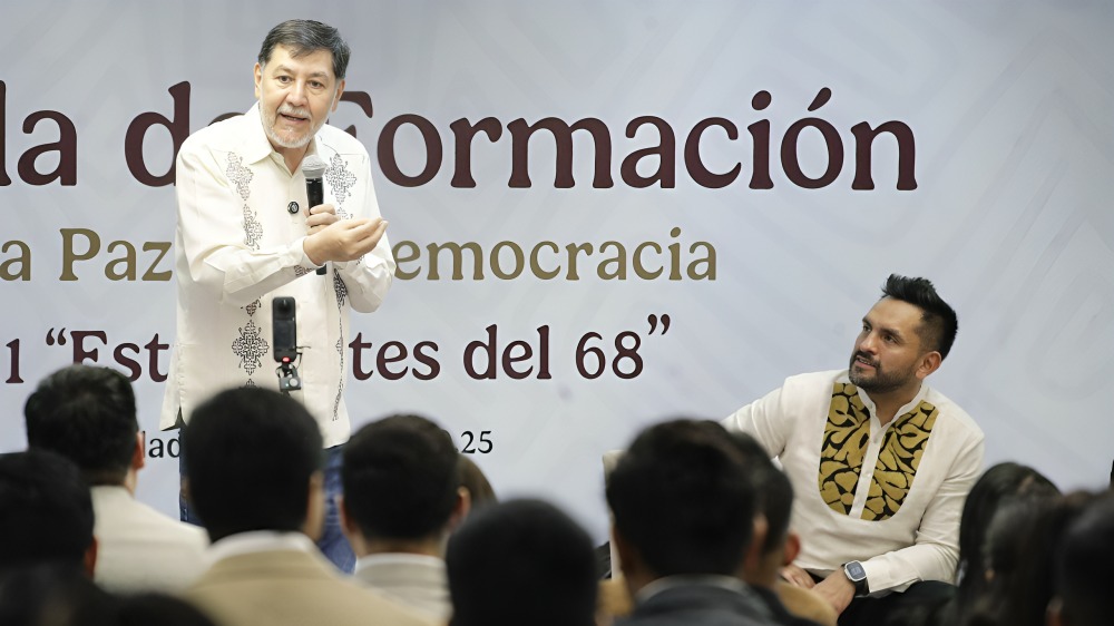 Estudiante de UAEM denuncia ataques por cuestionar a Noroña