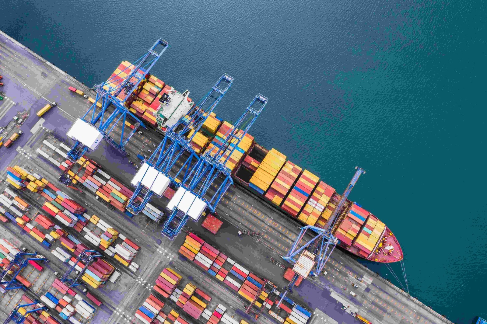 Exportaciones crecieron en México pese a tensión con EU