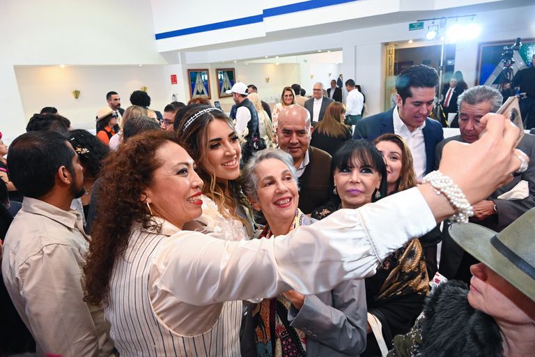 María Teresa Ealy rinde su primer informe legislativo 2025