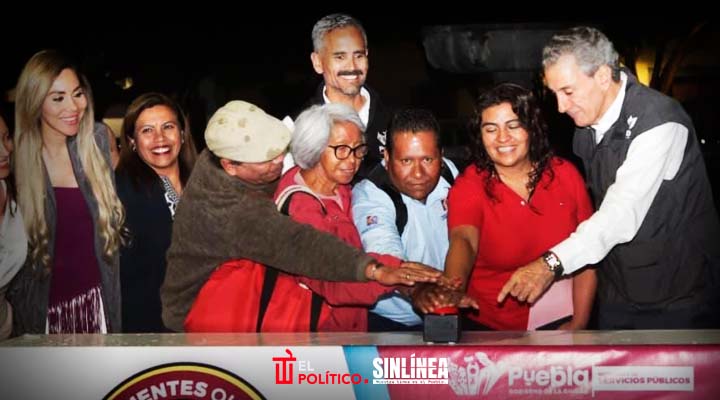 Pepe Chedraui inaugura rehabilitación de la fuente del Jardín El Carmen