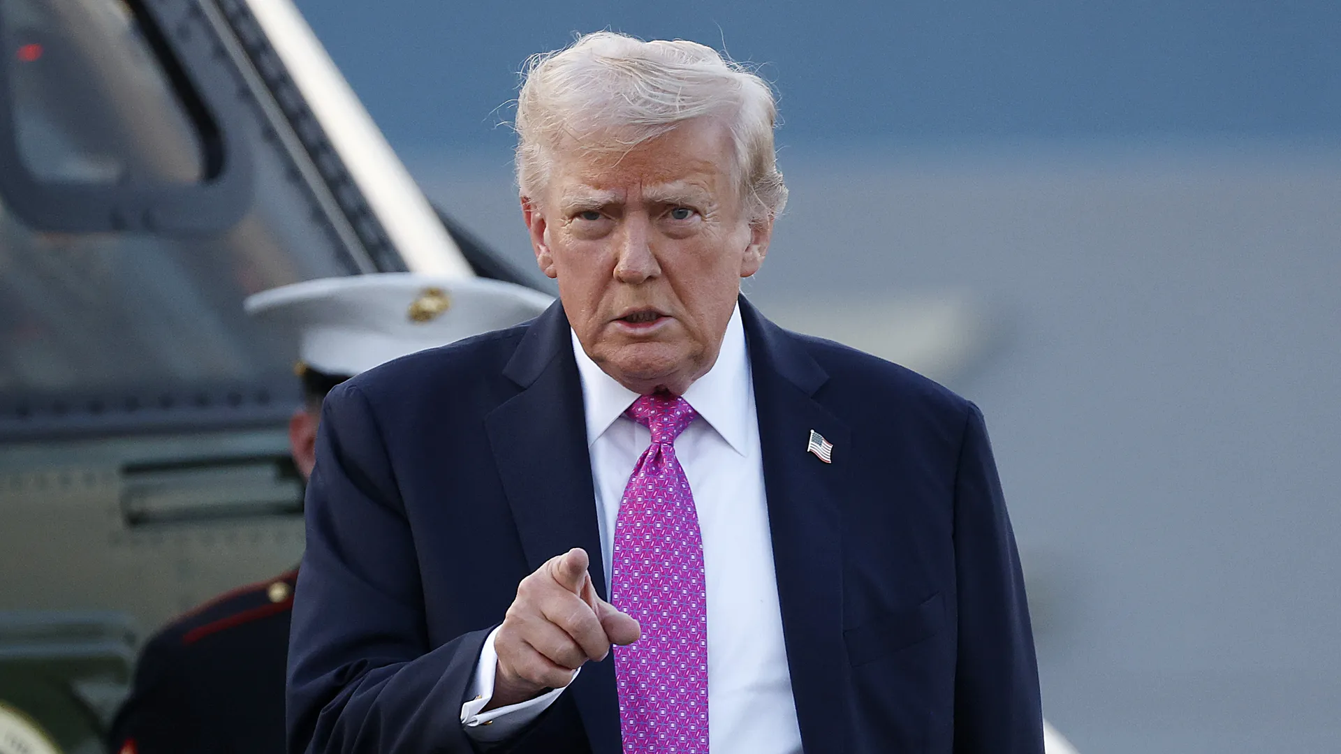 Trump confirma ataque a barco