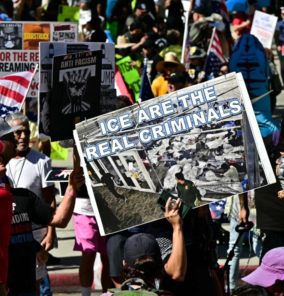 Las protestas contra la administración de Trump se realizaron de manera simultánea en más de 2 mil ciudades de Estados Unidos.