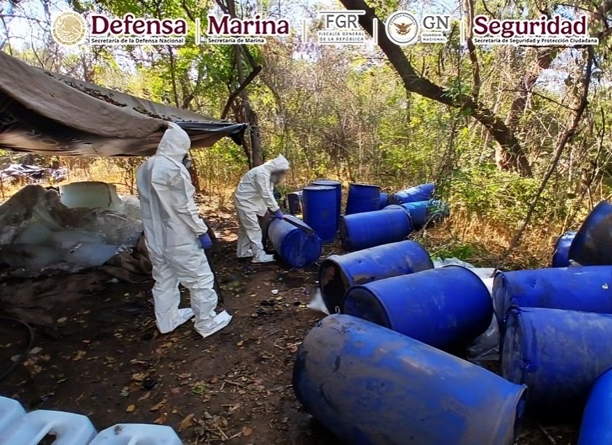 Defensa desmantela narcolaboratorio en Sinaloa