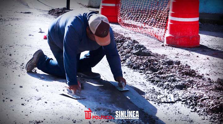 Gobierno de la Ciudad verifica pavimentación en San Francisco Totimehuacan