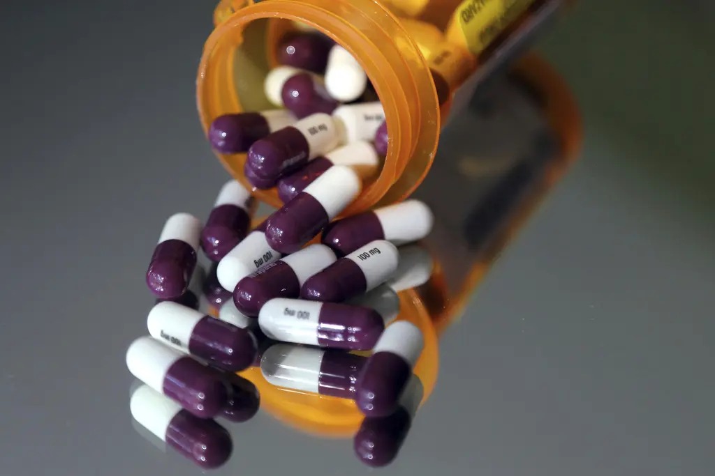 ISSSTE promovió denuncia contra Farmacéutica Loeffer