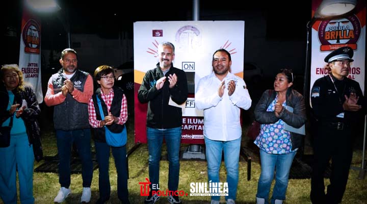 Gobierno de Pepe Chedraui coloca luminarias modernizadas en colonia S.N.T.E