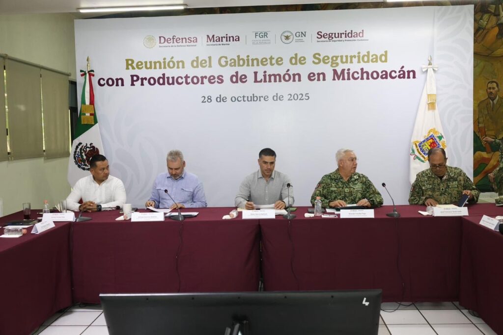 Reunión Harfuch y limoneros