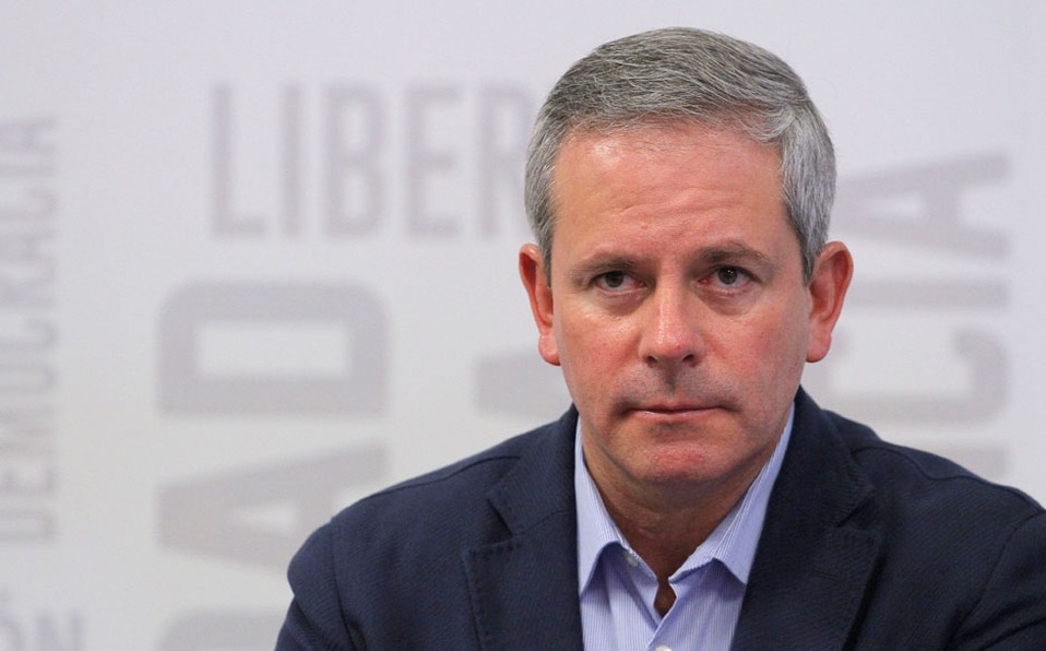 Diputado panista acusa de censura a la presidenta Sheinbaum