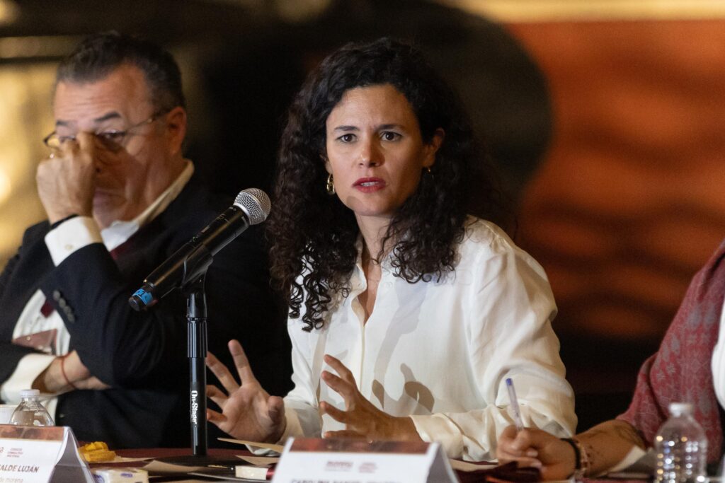 Luisa Alcalde responde a Jorge Romero