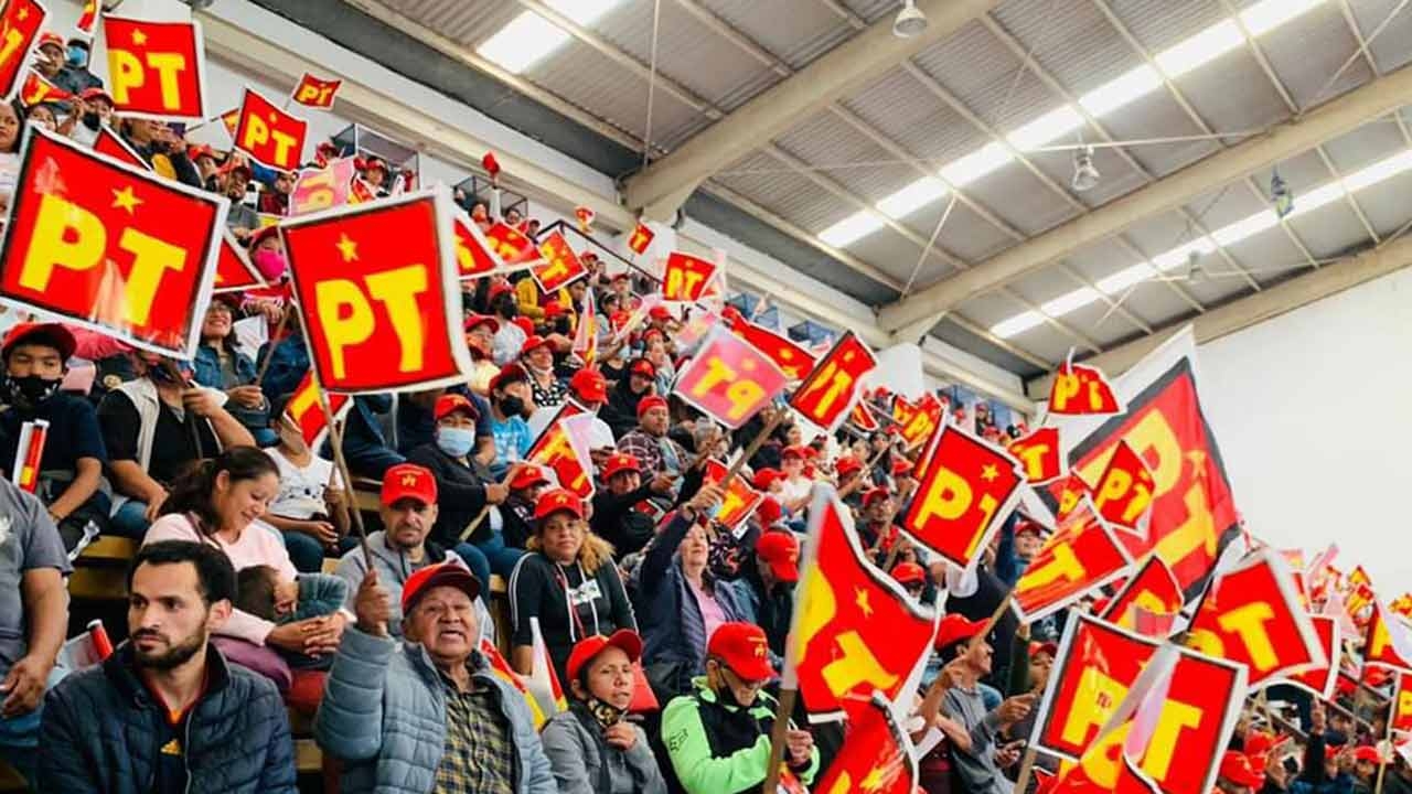 PT