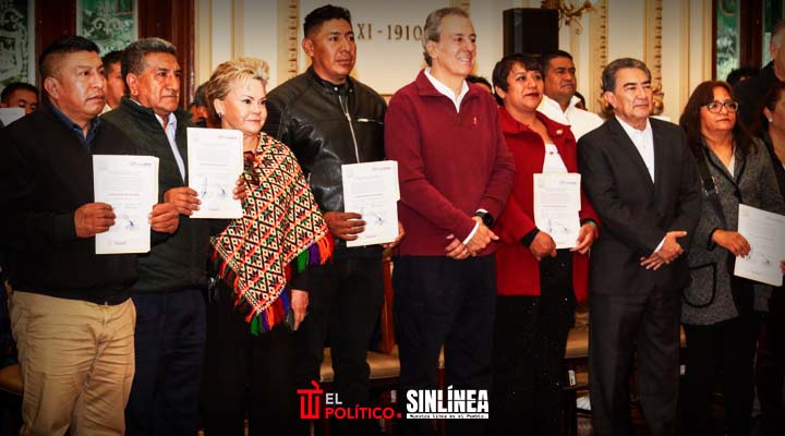 Ayuntamiento de Puebla toma protesta a inspectoras e inspectores de sección