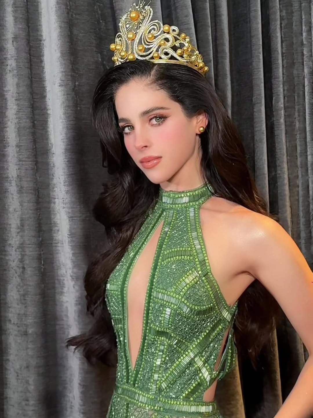 Fátima Bosch descarta renunciar a corona de Miss Universo