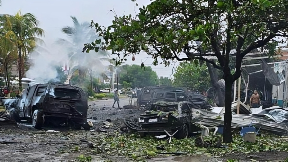 Caen 6 hombres relacionados con coche bomba en Michoacán