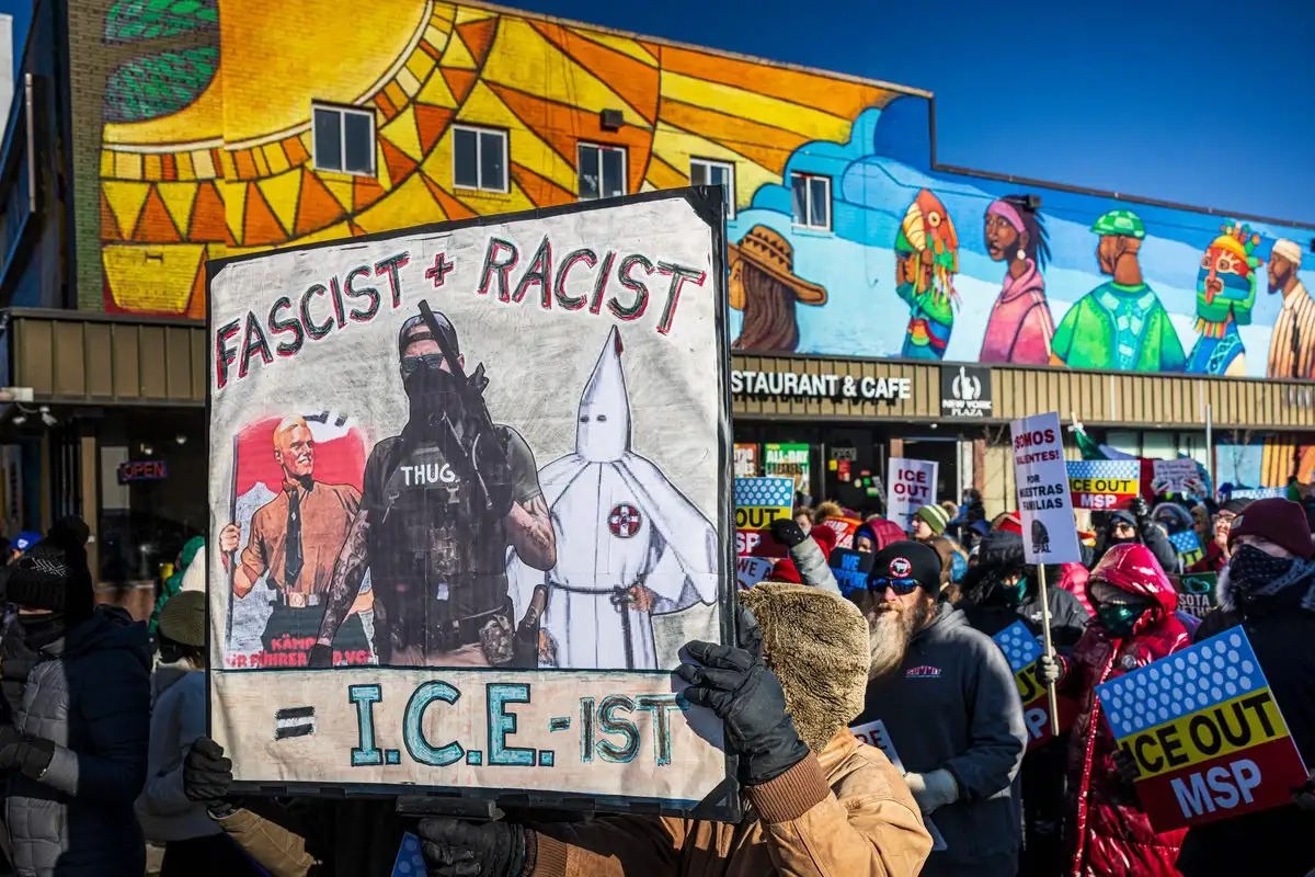 ICE contrata empresa privada para cazar migrantes