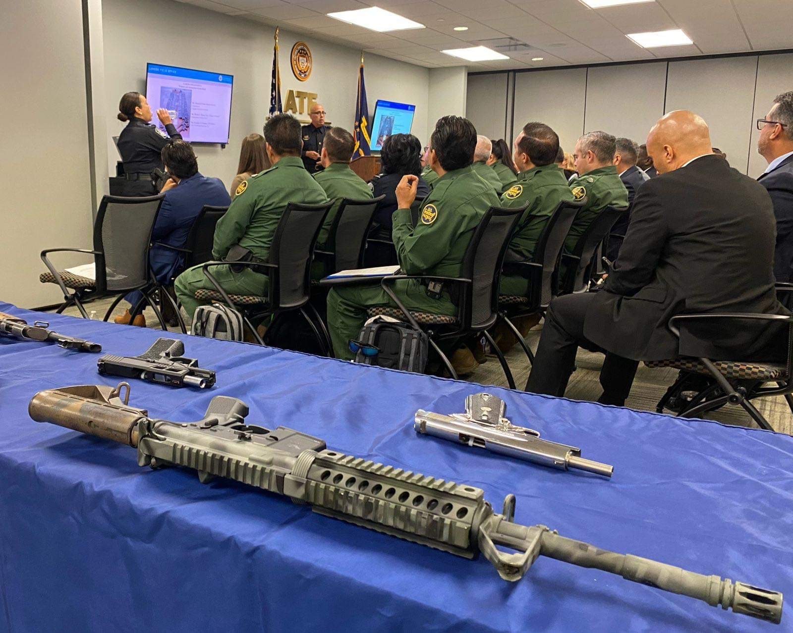 Raúl Rocha elaboró una red de tráfico de armas desde Guatemala hacia México