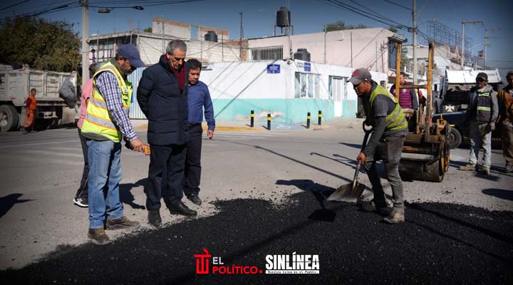 Ayuntamiento de Puebla supervisa bacheo en Álamos Vista Hermosa