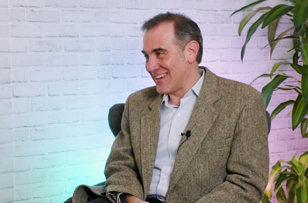 Entrevista a Lorenzo Córdova