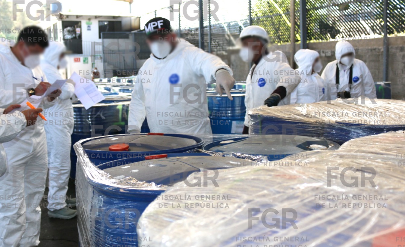 FGR destruye más de 100 toneladas de precursores químicos asegurados en Sinaloa