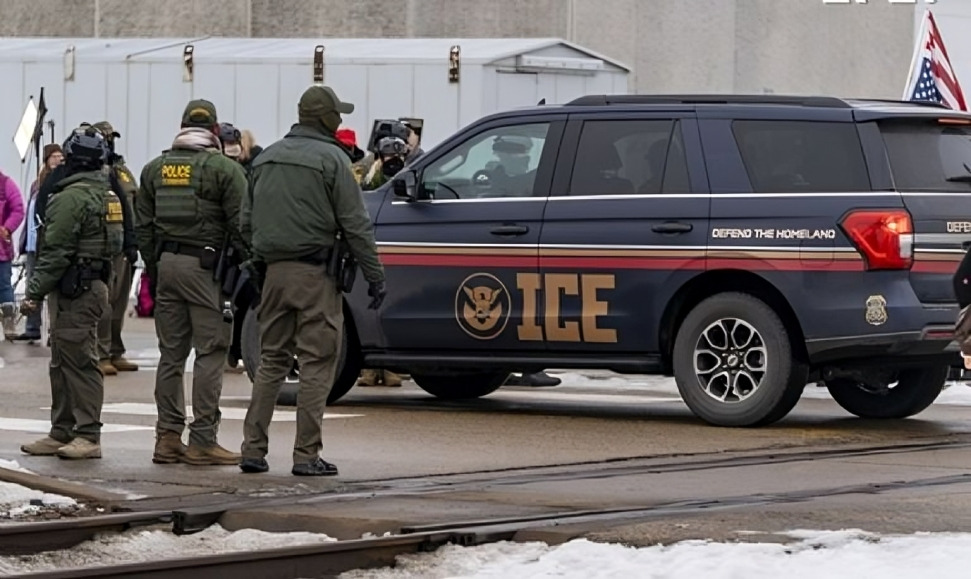ICE detiene a Carlos Valenzuela, empresario mexicano