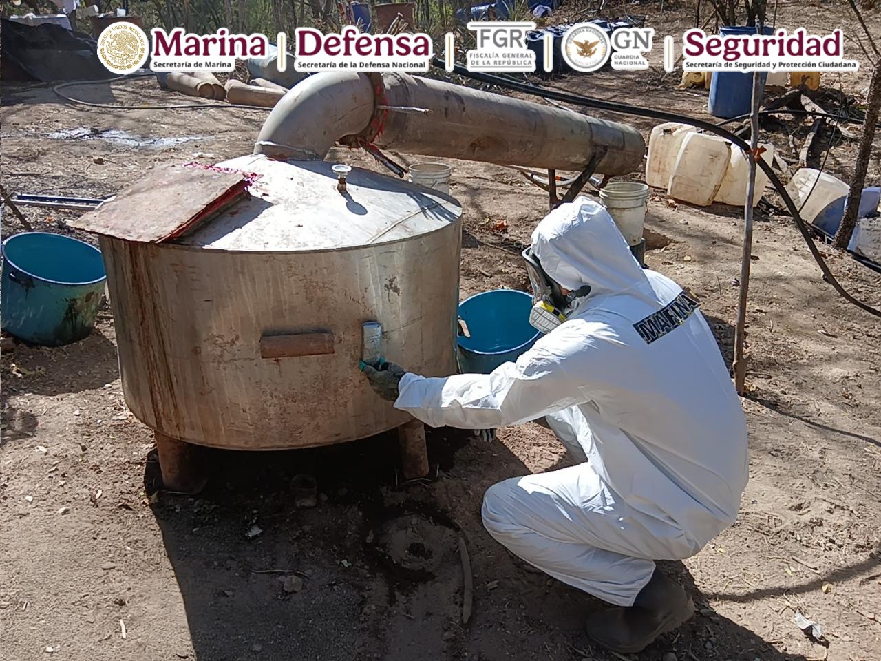 Laboratorios clausurados Marina