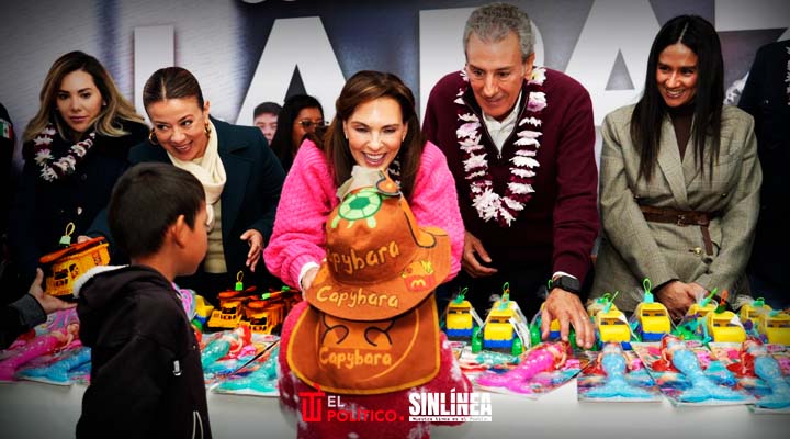 Pepe Chedraui entrega juguetes por el Día de Reyes en Puebla capital