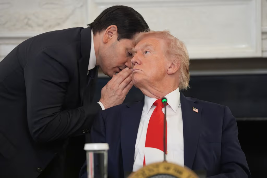 Trump asegura que Cuba se quedará sin petróleo