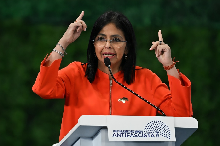 Trump sostiene llamada telefónica con Delcy Rodríguez