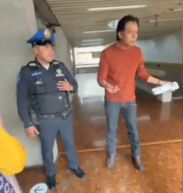 desalojo de Marx Arriaga