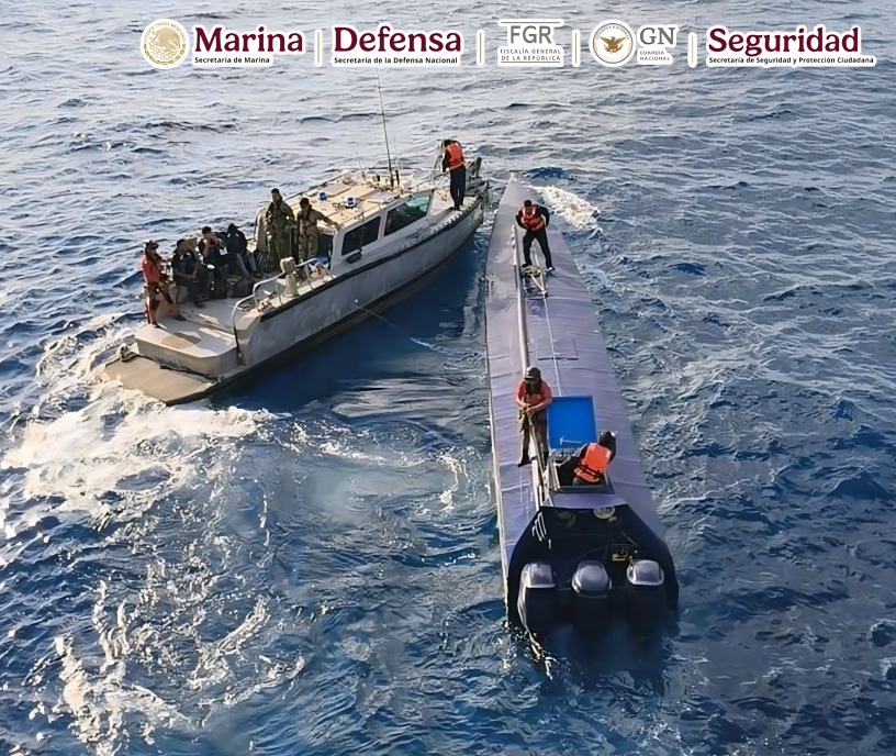 ¿Cómo fue el operativo de la Marina del semisumergible en Colima?