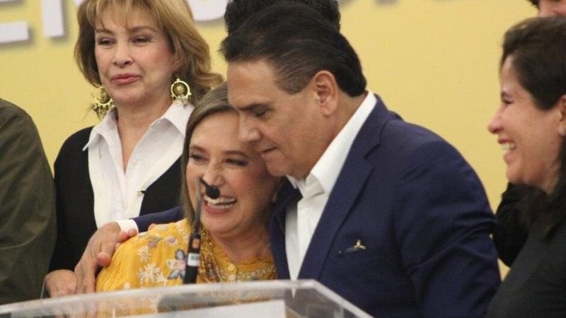 Silvano Aureoles y Xóchitl