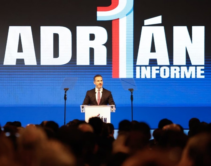 Adrián de la Garza aceptó ser su candidato