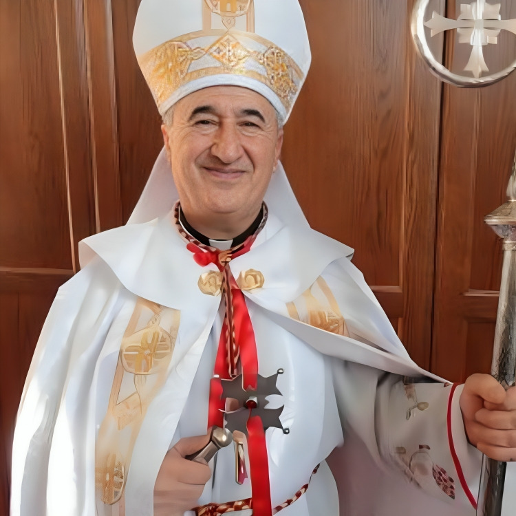 Detienen a obispo católico en San Diego por lavado de dinero