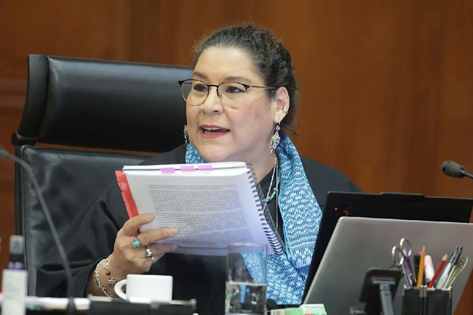 Lenia Batres Corte