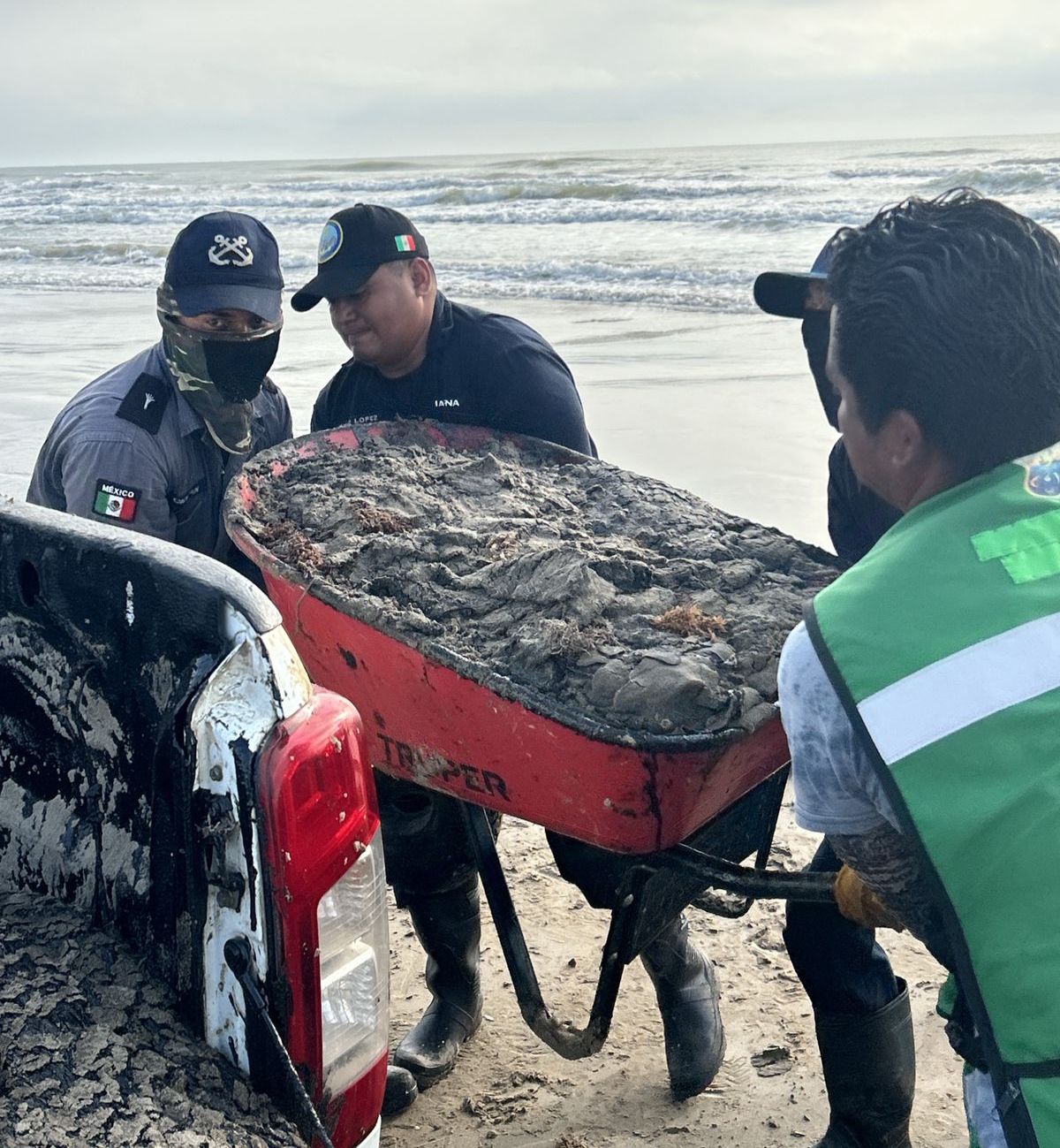 Semar refuerza limpieza en las costas
