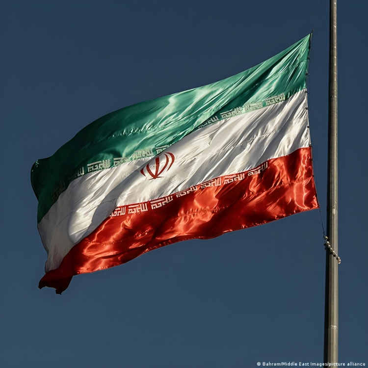 Trump exige "rendición incondicional" de Irán